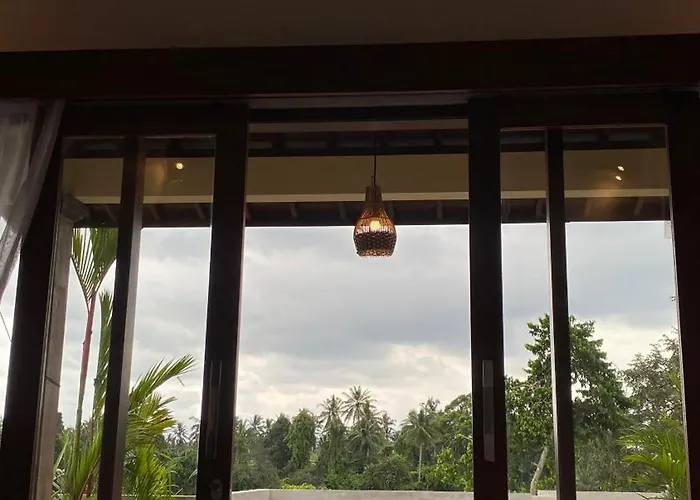 Mari's Ubud